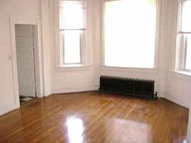 $1100 3bed 2bath condo $1100 w/ electric in Baltimore, MD (Photo 3 of 4)