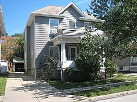 Downstairs Unit - 2 BR, Updated Kitchen! in Lakewood, OH