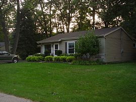 Extraordinary House Near Geneva Lake in Fontana, WI (Photo 2 of 4)
