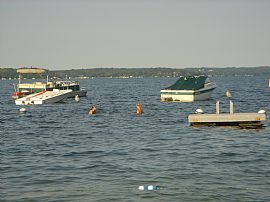 Extraordinary House Near Geneva Lake in Fontana, WI (Photo 3 of 4)