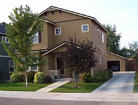 Gorgeous House, Great Location in Boise, ID (Photo 2 of 3)