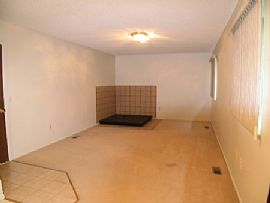 Beautiful 5bdrm/2bath/2 car garage/spaci in Federal Heights, CO (Photo 6 of 6)