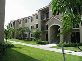 Outstanding Mediterrean Condo in Homestead, FL (Photo 5 of 6)