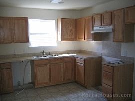 Nice home in University Area Available  in Charlotte, NC (Photo 3 of 5)