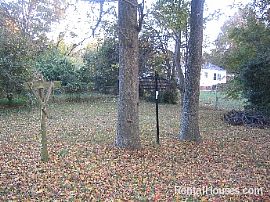 Minutes from Downtown/Johnson C. Smith  in Charlotte, NC (Photo 4 of 5)