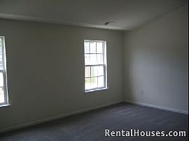 Four Bedrooms in Great Neighborhood  in Charlotte, NC (Photo 5 of 5)