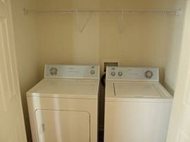 Beautiful 4 Bedroom With Plenty of Yard in Charlotte, NC (Photo 4 of 6)