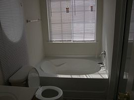 Beautiful 4 Bedroom With Plenty of Yard in Charlotte, NC (Photo 5 of 6)