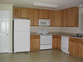 Wonderful Townhome in Martinsburg, WV (Photo 3 of 4)