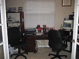 Large beautiful home on corner lot in Dunedin, FL (Photo 3 of 4)