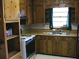 Marietta/Smyrna Well kept Brick House in Marietta, GA (Photo 2 of 6)