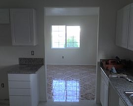 Completely renovated huge house  in Rialto, CA (Photo 4 of 6)