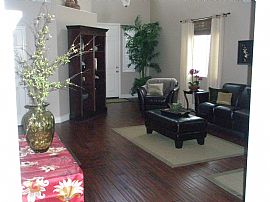 Spacious with Upgrades Galore in San Jacinto, CA (Photo 3 of 6)
