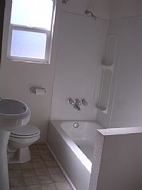 3bdrm, 1.5bth house ready to rent! in Tacoma, WA (Photo 6 of 6)