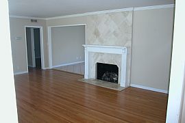 MULIT- FAMILY HOME/TRIPLEX LIKE LIVING in Orange, CA (Photo 3 of 6)