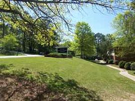 COZY AND AFFORDABLE in Forest Park, GA