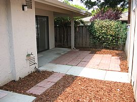 2 Bedrrom/2 Bath Townhouse in San Jose, CA (Photo 5 of 6)