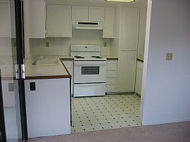 2 Bedrrom/2 Bath Townhouse in San Jose, CA (Photo 6 of 6)