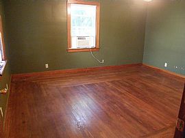 Quiet,Comfy Apt.Ideal 4 Commuter/Shopper in Ansonia, CT