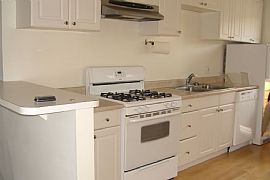 Front Unit Renting!  in Gardena, CA (Photo 3 of 4)