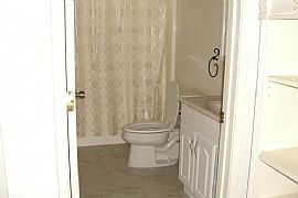 Front Unit Renting!  in Gardena, CA (Photo 4 of 4)