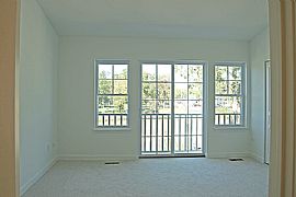 Luxurious New Townhouse- SIGN ON BONUS in Lake Zurich, IL (Photo 6 of 6)