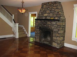 Victorian Farmhouse on 4.4 Acres in Long Valley, NJ (Photo 2 of 4)