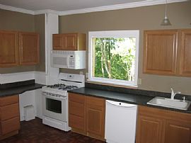 Victorian Farmhouse on 4.4 Acres in Long Valley, NJ (Photo 3 of 4)