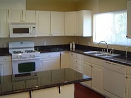 Luxurious, Remodeled, New 3 Bed + 1 Bath in Canoga Park, CA (Photo 3 of 6)