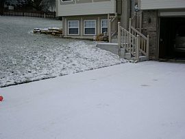 Newer Home on large lot in Lees Summit  in Lees Summit, MO (Photo 2 of 2)