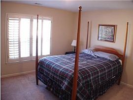 Executive 4 Bedroom close to Mall of GA in Hoschton, GA (Photo 4 of 6)
