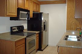 ** Centrally Located 2 Bedroom Condo in  in Las Vegas, NV (Photo 2 of 5)