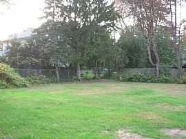 Private 1 bdr apartment over garage in Bedford, MA (Photo 1 of 6)