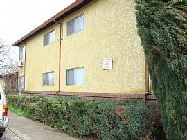 7th Ave in Rio Linda, CA