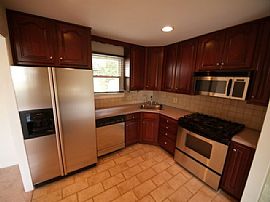 $2100~TIMONIUM~ NEWLY RENOVATED SFH in Lutherville Timonium, MD (Photo 3 of 6)