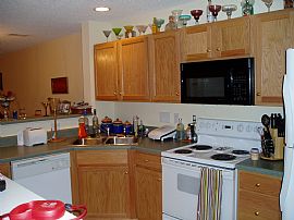 GREAT LOCATION 2BED 2.5 BATH in Greensboro, NC (Photo 3 of 5)