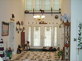 Executive Rancher on 2 Acre Estate in Windsor, PA (Photo 3 of 5)