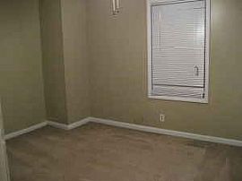 Log Cabin in Nashville, TN (Photo 6 of 6)