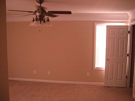 3 bedroom 2 bath in Columbia, TN (Photo 6 of 6)