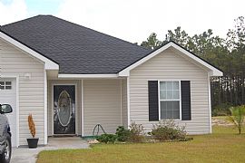 Great investment property or family home in Townsend, GA