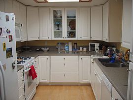 Great House w/ Garage, Yard and Hot Tub in Carlsbad, CA (Photo 2 of 6)