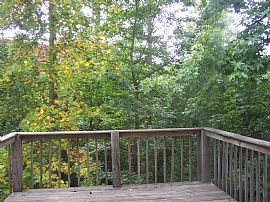 Roswell, GA -5br/2.5ba/2car-GREAT SCHOOL in Roswell, GA (Photo 2 of 4)