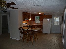 New Port Richey 3Br/2Ba  in New Port Richey, FL (Photo 2 of 3)