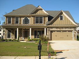 Like New Traditonal 2 Story Home in Acworth, GA