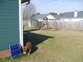 3 Bedroom house Near Fort Bragg in Hope Mills, NC (Photo 2 of 2)