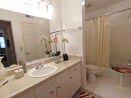 1 Month Free -Completely Renovated 2 Bed in Nashville, TN (Photo 5 of 6)