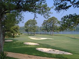 2 Bedroom / 1 Bath Apartment The Greens in Tuscaloosa, AL (Photo 2 of 4)