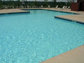 2 Bedroom / 1 Bath Apartment The Greens in Tuscaloosa, AL (Photo 3 of 4)