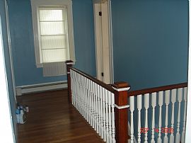 Great Location-Nice Single Family-Nov 1 in Woburn, MA (Photo 4 of 6)