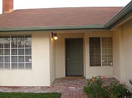 CUTE HOME IN SANTA CLARITA  in Saugus, CA (Photo 2 of 5)